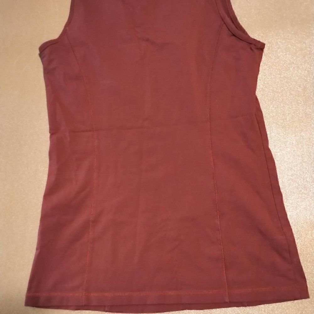 Bench Tank Top - Picture 2 of 3
